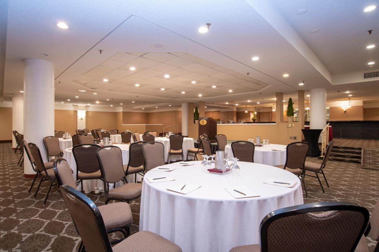 Sandman Signature Edmonton Downtown Hotel Εξωτερικό φωτογραφία