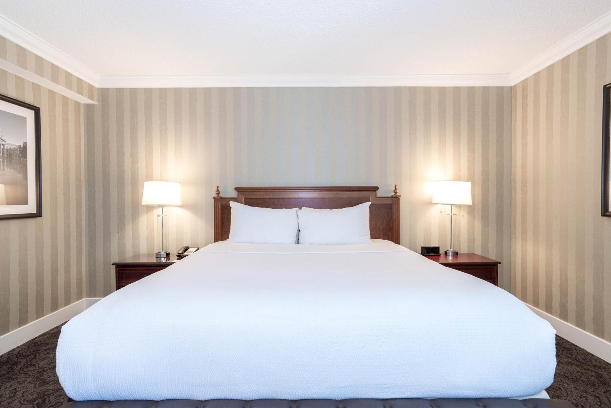Sandman Signature Edmonton Downtown Hotel Εξωτερικό φωτογραφία